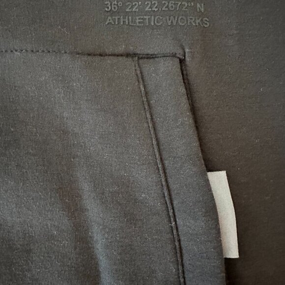 Black Athletic Works Large Double Knit Sweatshirt *NWT* - Picture 11 of 14